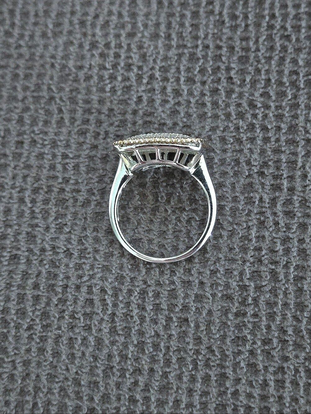 Savvy Cie Flat Square⏹️ Ring💍 with Clear Pave Crystals💎 - NWOT - Picture 6 of 16